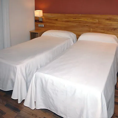 ブルバード ホテル 3*